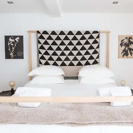 Plum Guide - Manila Jute Apartment