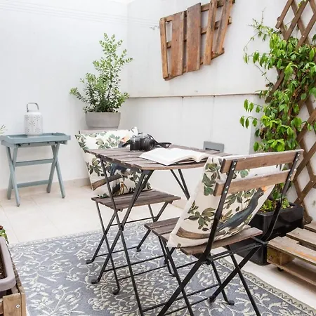 Plum Guide - Manila Jute Apartment